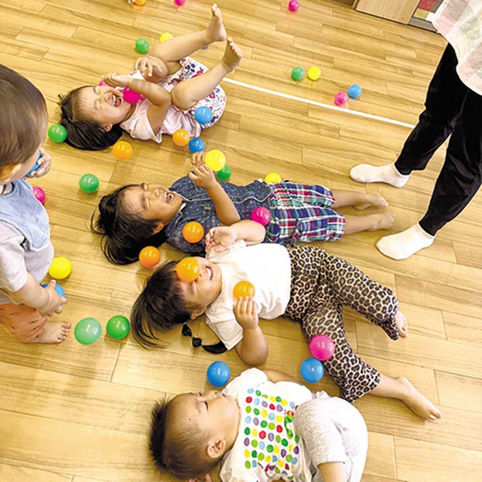 0歳児~5歳児が仲良く園生活を送っています。見学も随時可