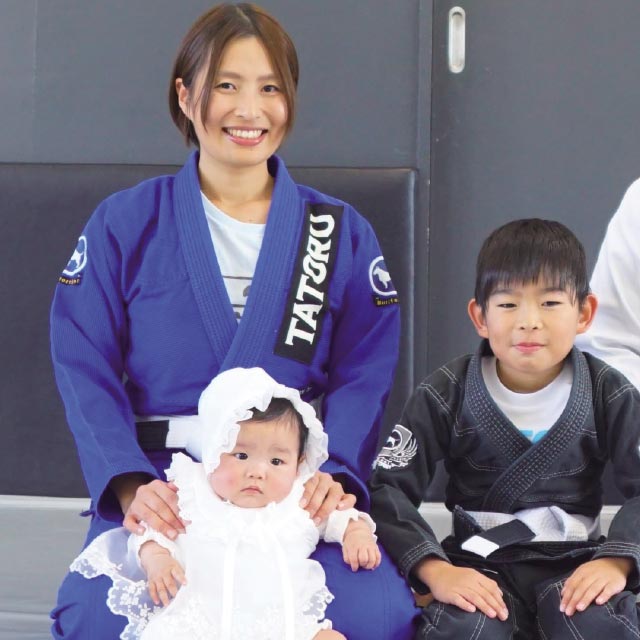 柔術は莉子ちゃんが生後3カ月の時にスタート。「その奥深さに魅了されています」