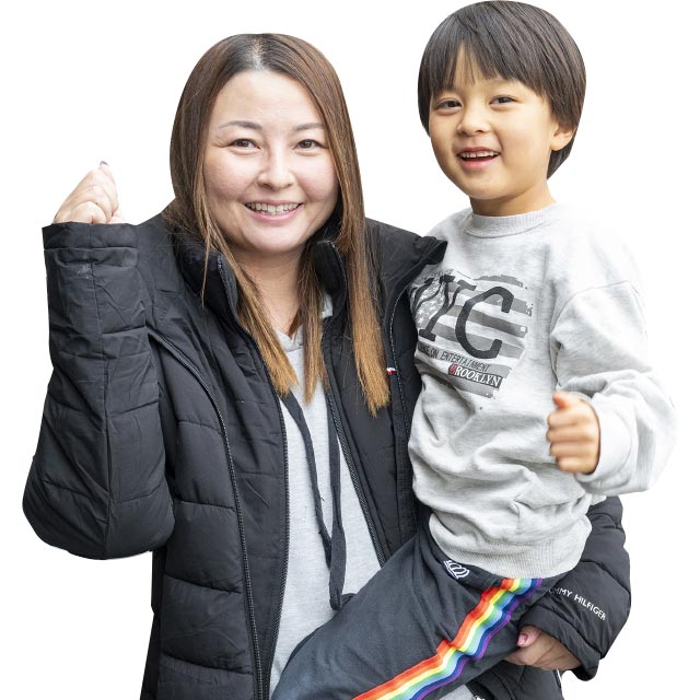 立山靖子さん、日々來（ひびき）くん（6）